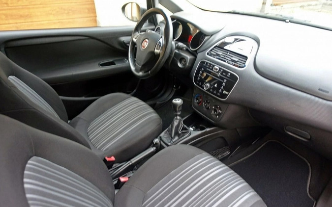 Fiat Punto Evo cena 13900 przebieg: 164000, rok produkcji 2011 z Myślibórz małe 121